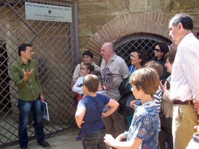 El Museu de l’Aigua ha fet visites guiades aquest dijous al Dipòsit del Pla de l'Aigua i als Pous de Gel, amb motiu de la Setmana Santa i en el marc ….