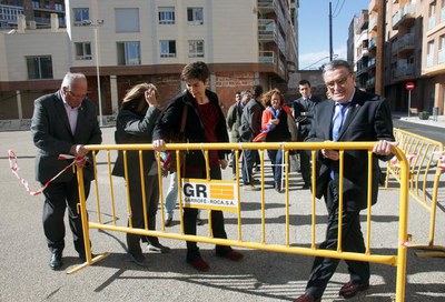 La Paeria ha posat en servei un aparcament dissuasiu i gratuït al mateix carrer amb un total de 55 places.