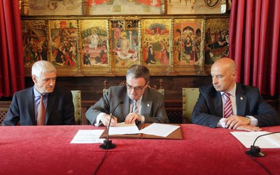 L'acord pretén afavorir la contractació de persones en risc d'exclusió social.