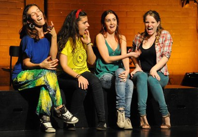 1600 joves de Lleida participen del programa MAX IN LOVE.