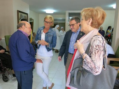 La visita a les Germanetes dels Pobres ja és tota una tradició.