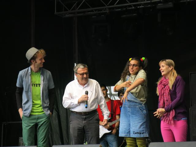 L'Eureka ha arribat avui al Parc dels Somriures dels Camps Elisis amb motiu de la celebració de l'Any Oró