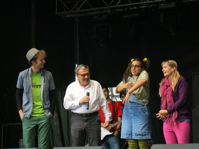 L'Eureka ha arribat avui al Parc dels Somriures dels Camps Elisis amb motiu de la celebració de l'Any Oró.