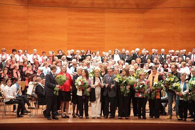 Àngel Ros ha assistit al concert coral de les llars de jubilats de Lleida a l'Auditori.