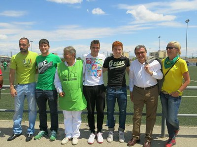 L'alcalde i els regidors, amb els jugadors del Lleida Esportiu..