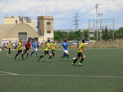 Un moment del partit, que s'ha jugat al camp dels Magraners..