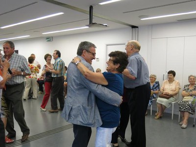 La festa ha inclòs sessió de ball- revetlla..