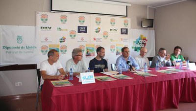 A partir del dijous, 17 de juliol, i fins el diumenge a migdia, les pistes del Club Tennis Urgell viuran la participació de setze dels millors jugado….