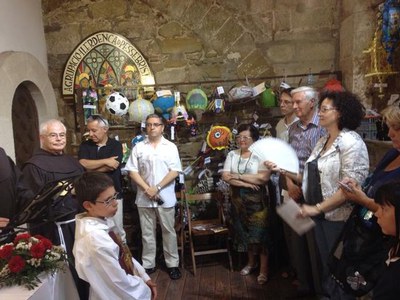 El 800 aniversari del pelegrinatge de Sant Francesc d'Assís a Santiago de Compostel·la i del seu pas per Lleida, a la capella del Peu del Romeu.