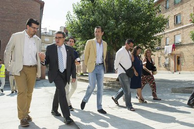 La campanya a la Mariola inclou la pavimentació del solar dels Blocs Ramiro Ledesma..