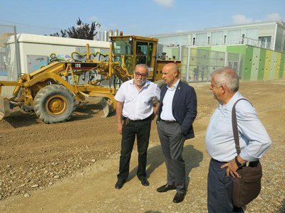 L’actuació, que es realitza en el marc de la campanya de manteniment de la via pública, forma part del Projecte d’Entorns Escolars Segurs.