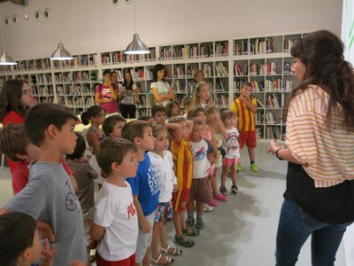 Uns 450 nenes i nenes han participat durant el mes de juliol en els diversos tallers sobre “Brosmind” que el Centre d’Art La Panera ha organitzat per….