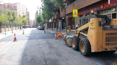 El pas elevat es construeix al carrer Vallcalent, concretament entre els carrers Pica d’Estats i Magí Morera.