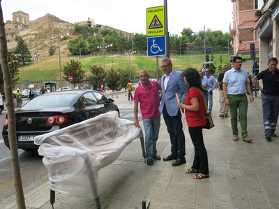 El “Fem dissabte al teu barri” a la zona de Príncep de Viana-Noguerola és la tretzena actuació que fa la Paeria en el marc d’aquesta campanya.