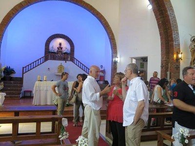 La tradicional missa de Festa Major enceta el darrer dia de les celebracions del barri de Ciutat Jardí..
