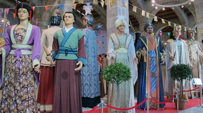 Els gegants de Lleida han estat exposats a Barcelona. El fet que participin els 12 és excepcional, ja que es dóna molt poques vegades..