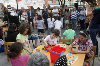 L'acte inaugural de l'Obert Centre Històric, presidit per l'alcalde Ros.