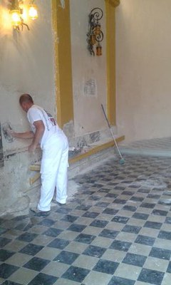 Les obres consisteixen, principalment, en la reparació de la teulada, les façanes i el seu interior.