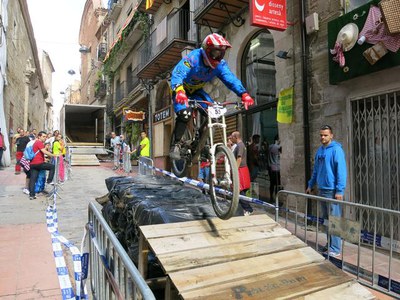 El tinent d'alcalde F.Larrosa ha assistit a la Lleida Down Town.