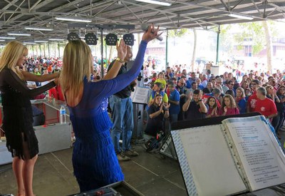 El ball del vermut a l'Aplequet de Tardor, als Camps Elisis.