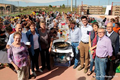 El primer concurs de cassoles de l’AV Camí de la Mariola ha tingut per dinar uns 350 comensals de diferents partides de l’Horta.