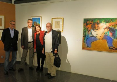 Perico Pastor, amb el regidor Castillo i l'artista Joaquín Ureña, a l'Espai Cavallers.