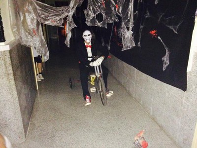 Nit del terror a Magraners, a càrrec de l'associació Hangar del barri.