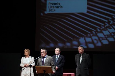 L’alcalde Ros ha remarcat que la reflexió, la transmissió del coneixement i la sensibilitat que trameten aquests premis són grans aportacions que des….