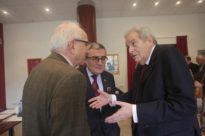 Àngel Ros amb Josep Maria Bricall, qui fou rector de la Universitat de Barcelona.