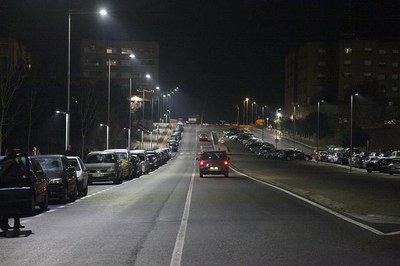 L’actuació ha suposat la millora de la xarxa de clavegueram, aigua potable i infraestructures i alhora ha fet una reordenació de tota la zona, que té….