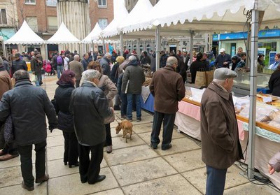 Les parades del Mercat de l'Hort a Taula, aquest dissabte i diumenge, amb productes de proximitat aprofitant les festes nadalenques.