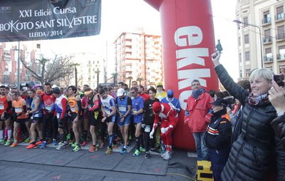 Tret de sortida de la darrera cursa de l'any, que han guanyat Ivan Espílez i Eva Ribalta.