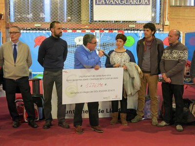 El Gol Solidari d'enguany s'ha destinat a la Xarxa de Centres Oberts i Ciberaules de Lleida.