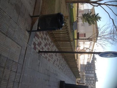 Aquesta actuació, que s’ha realitzat a la plaça la Rioja i s’està treballant a la de l’Amistat, forma part del ‘Pla renove’ municipal per a aquest 20….