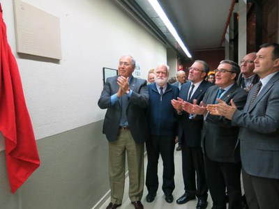 Durant el decurs de l'acte també s'ha descobert una placa commemorativa.