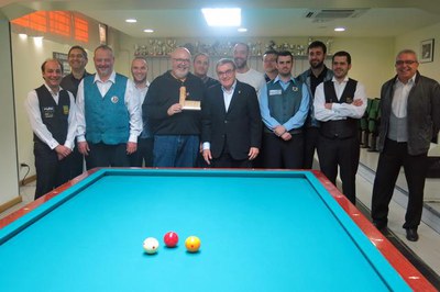 L'alcalde Ros i el regidor Alonso han visitat l'ampliació de la seu del Club Billar Lleida.