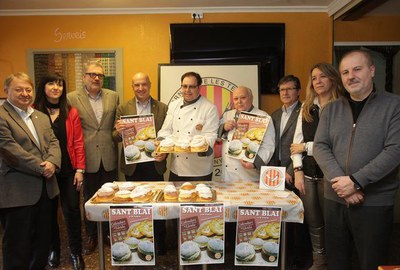 Fotografia de família de presentació de les Cristines de Sant Blai.