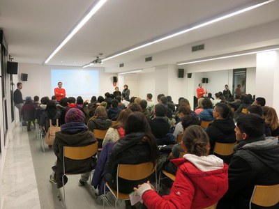 El regidor de Joventut, Oriol Yuguero, els ha donat la benvinguda a Lleida i els ha desitjat una bona estada, convidant-los a gaudir de la ciutat, el….