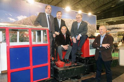 Les autoritats han saludat les empreses i entitats expositores presents al STM Lleida.