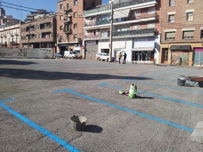 Amb una capacitat per a una quarantena de vehicles, s’ha habilitat en el marc de les obres de renovació del col·lector i reurbanització del carrer qu….