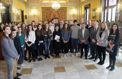 El concurs, que s’inclou dins del programa educatiu “Educació a l’Abast” de la Regidoria d’Educació i Infància i que es promou conjuntament amb el Co….