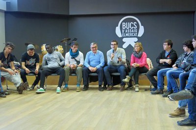 L'alcalde de Lleida ha visitat els Bucs d'Assaig El Mercat, a la Bordeta, amb motiu dels seus 10 anys.