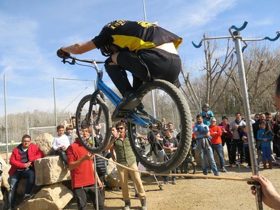 El Bike Trial Parc Lleida ha començat a pedalat aquest diumenge amb gran èxit.