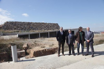 Visita a les obres que han d'acollit el futur espai museístic destinat a acollir el llegat de Joan Oró.