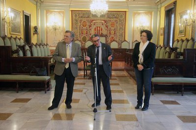 L'alcalde, Àngel Ros, l'alcalde Antoni Siurana, president del Consell Assessor de la mostra i la regidora Maria Rosa Ball han agraït els assistents l….