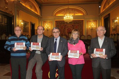 La nova col·lecció municipal està dedicada a la divulgació de la ciutat de Lleida dirigida per l’escriptor Vidal Vidal.