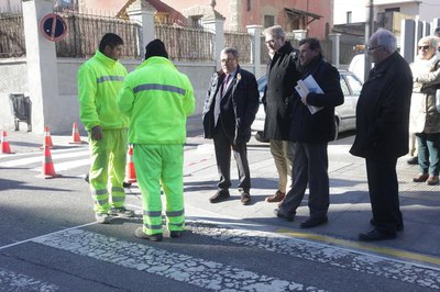 Els treballs de la campanya Fem Dissabte inclouen neteja, reparacions, pintura viària i actuacions de jardineria..