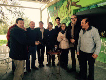 Diversos regidors de la Paeria han assistit a la missa i a la calçotada del Centro Galego de Lleida a l'ermita de Grenyana.
