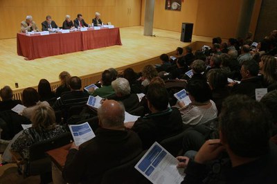 Jornada informativa dirigida a les associacions de Lleida sobre les noves obligacions fiscals, a l'Auditori.