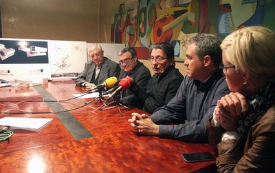L'alcalde, Àngel Ros, ha presidit la reunió del consorci on s'ha pogut veure una primera maqueta de l'avantprojecte..